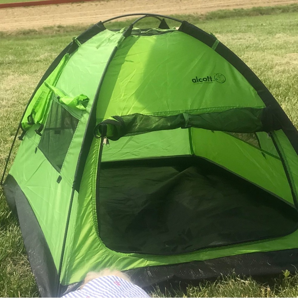 Dog tent
